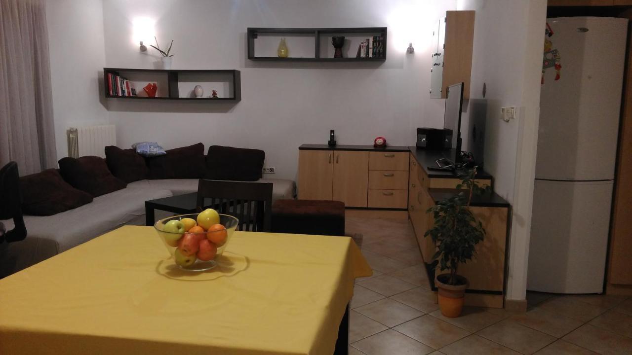 Lair By The Sea - Stoja, Pula Apartment Luaran gambar